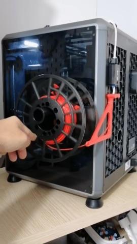 Боковая направляющая опоры катушки с филаментом Creality K1C-1