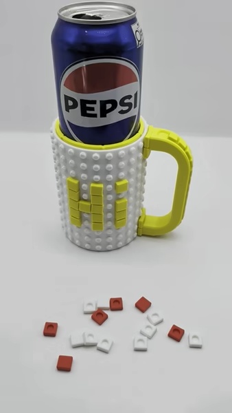 Pixel Can Mug-3