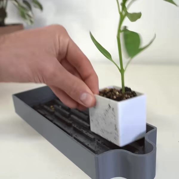 GrowMate 8 - Vaso autoirrigante di medie dimensioni per germogli
