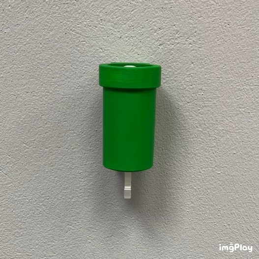 가정용으로 설치된 토드 키 행거 슈퍼 마리오 벽걸이-1
