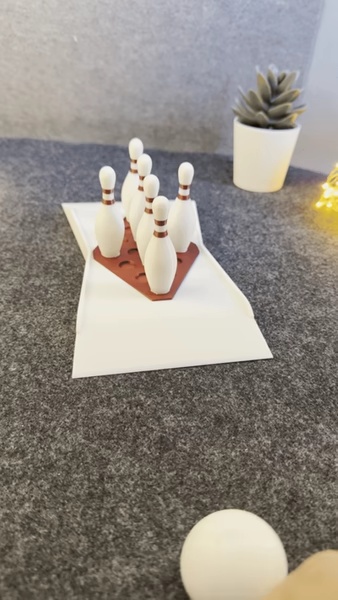 Table Bowling