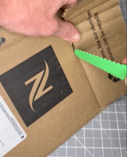 Kartonnen Creaties - Veiligheidszaag