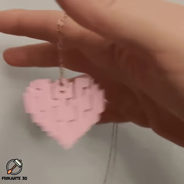 Articulated Pixel Heart Pendant – XL Edition