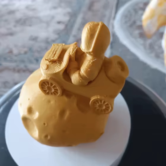 Астронавт X на Луне