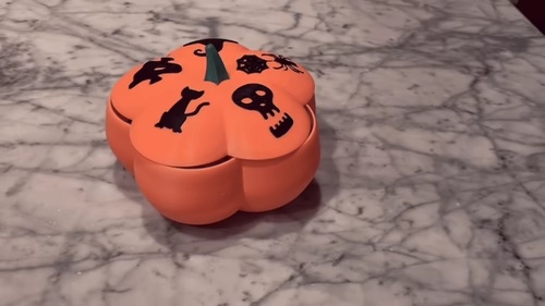 Twist ’n' Treat Pumpkin