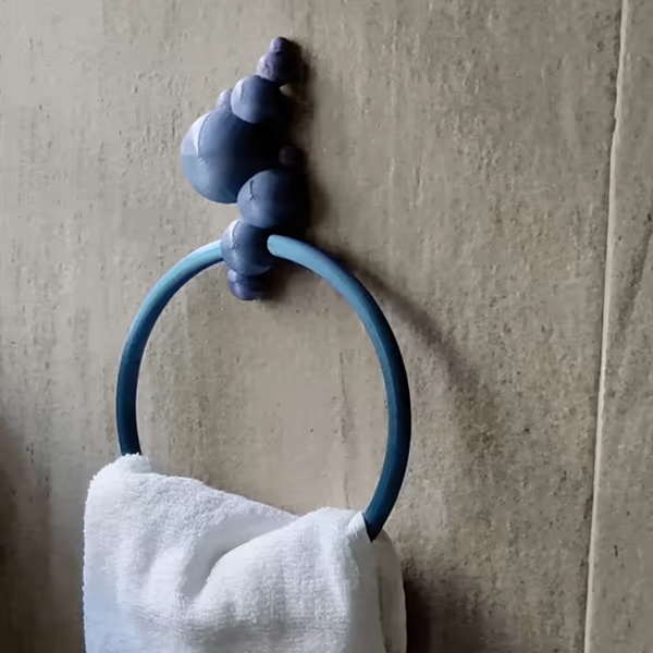 bubbles towel holder-0