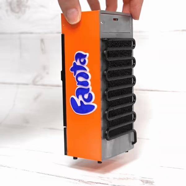 Diorama 1/12 Scale Miniature Fanta Fridge