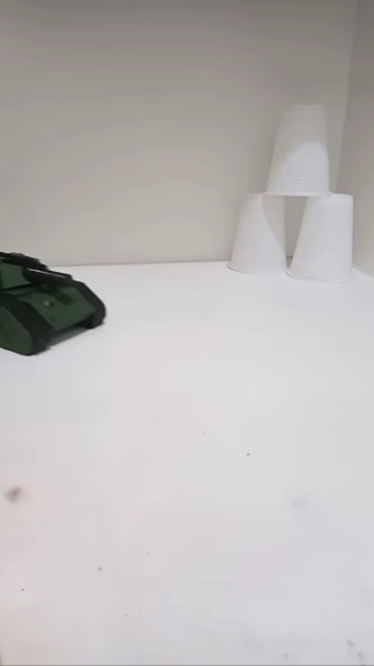 GUNNER TANK