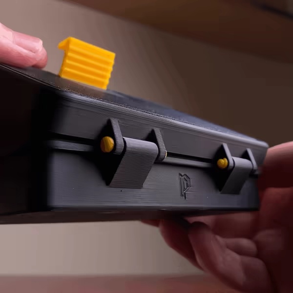 SUPER RESISTANT BOX WITHOUT SCREWS-4