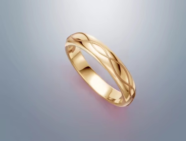 Elegant wavy piped Ring