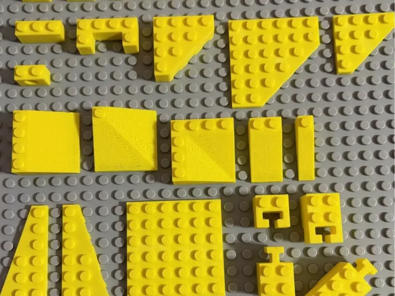 PACK 2 LEGO Inspired Bricks, with all New Slider Bricks.