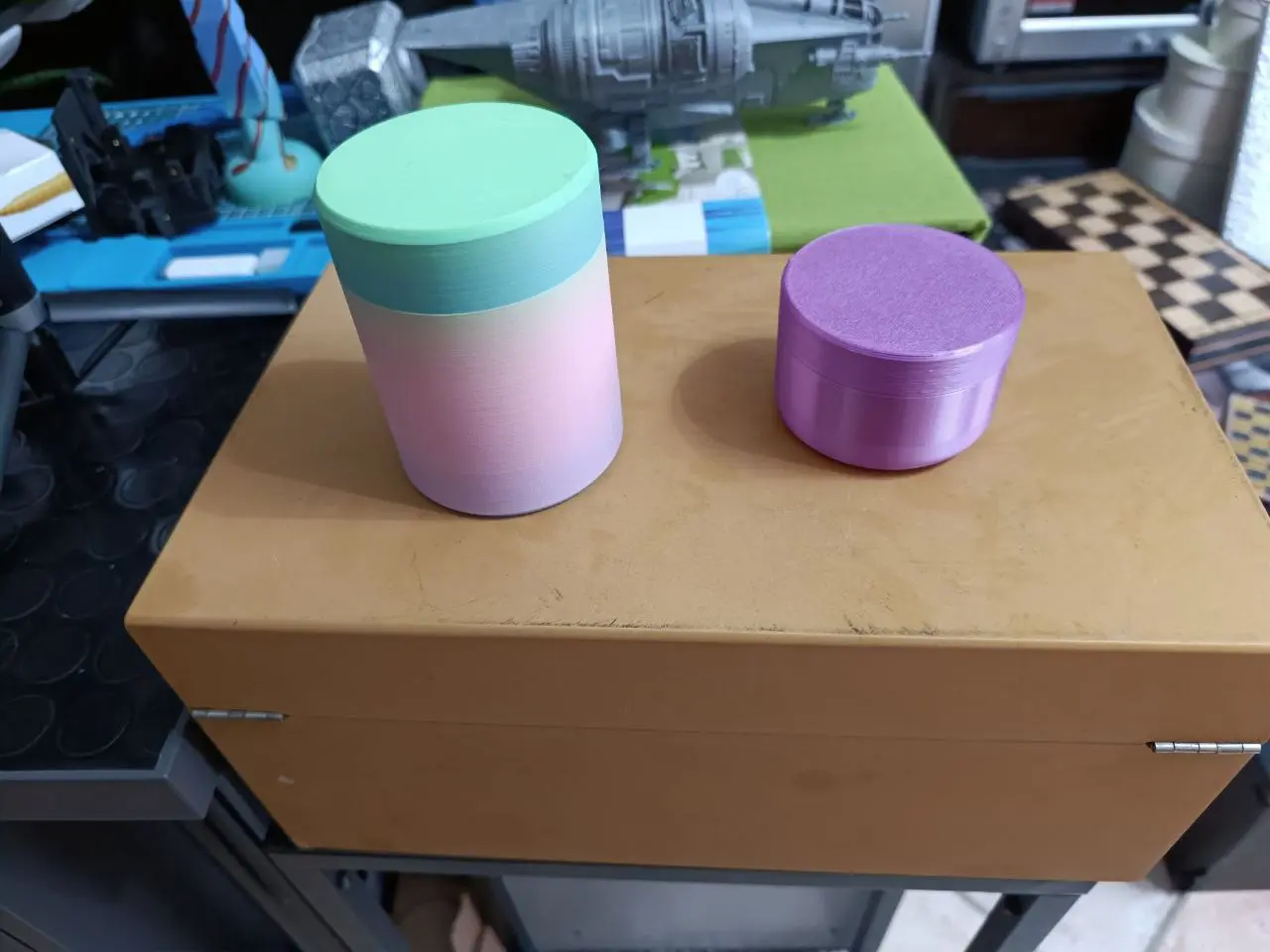 Cylindrical container - height 6 cm