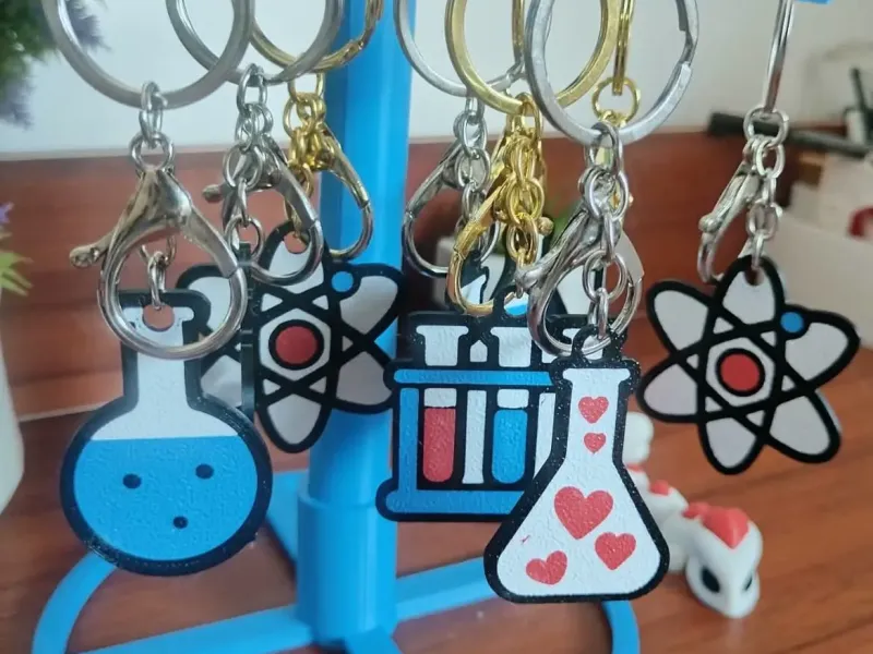 Chemie-Schlüsselanhänger-Set