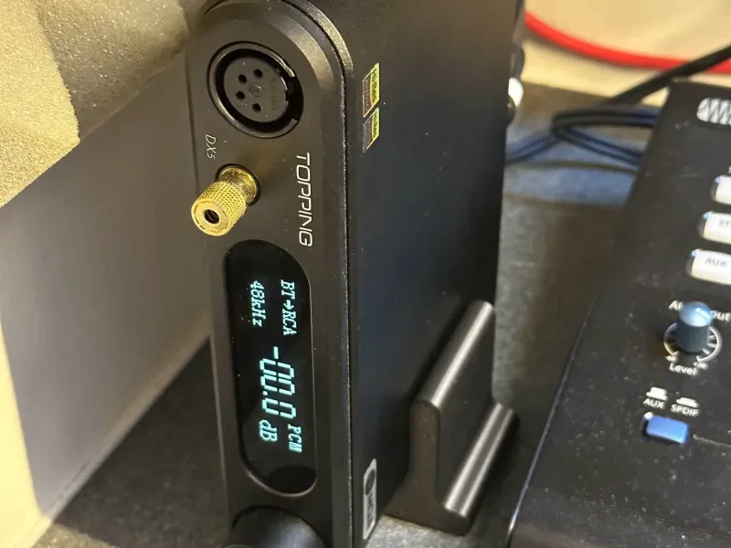 Topping DX5 (DAC) vertical stand
