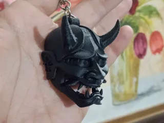 ONI MASK KEYCHAIN - SAMURAI