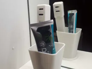 Teeth brush mug