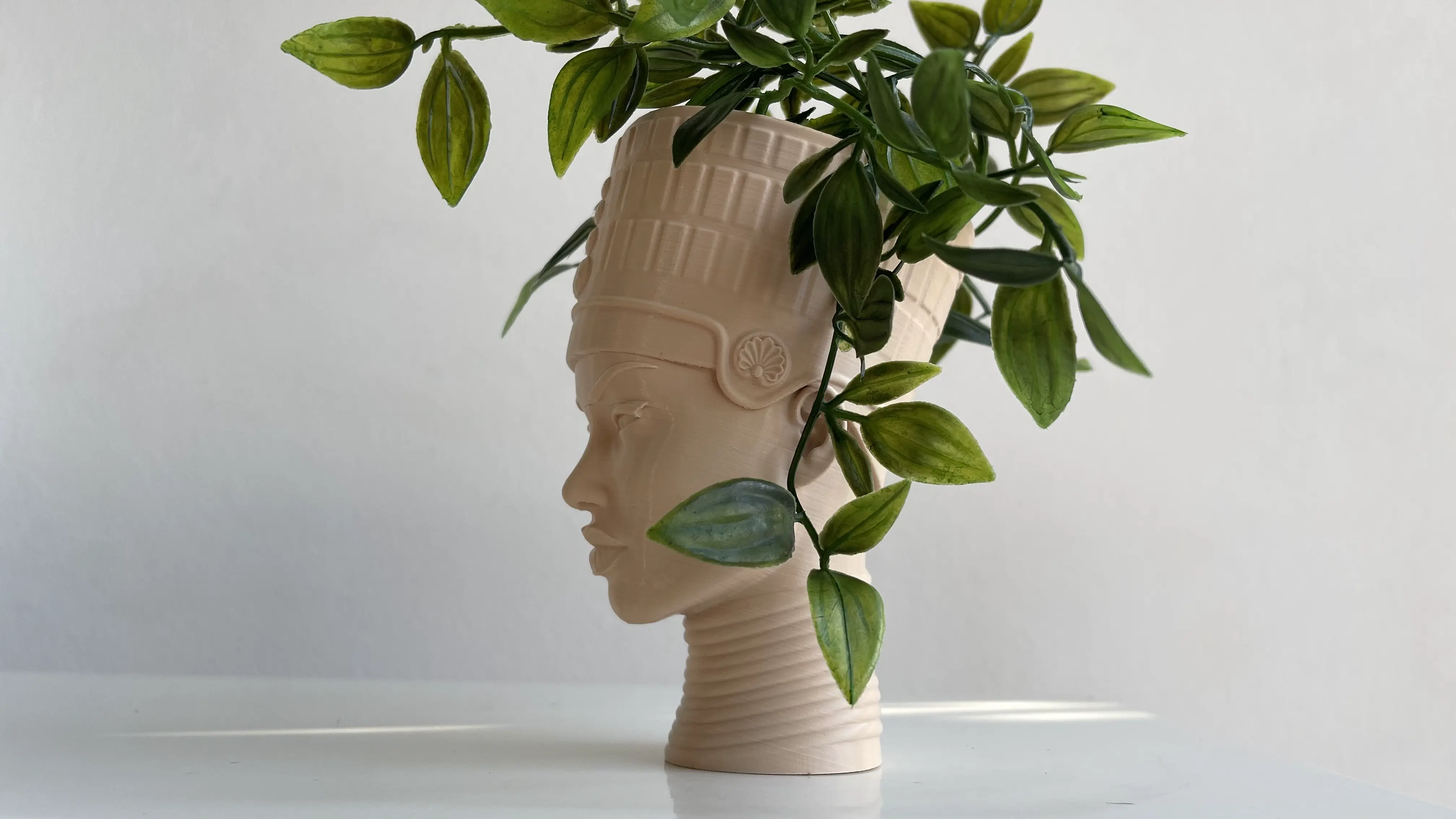 EGYPTIAN FLOWER POT,VASE-NO SUPPORTS-NO RAFTS