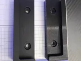 WALL MOUNT FOR 7-INCH AND LARGER TABLETS.-1