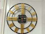 Tempus-Fugit wall clock.-3