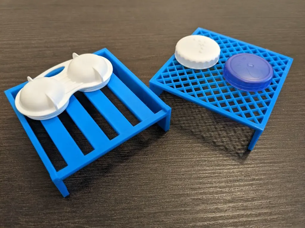 Contact Case Drying Trays