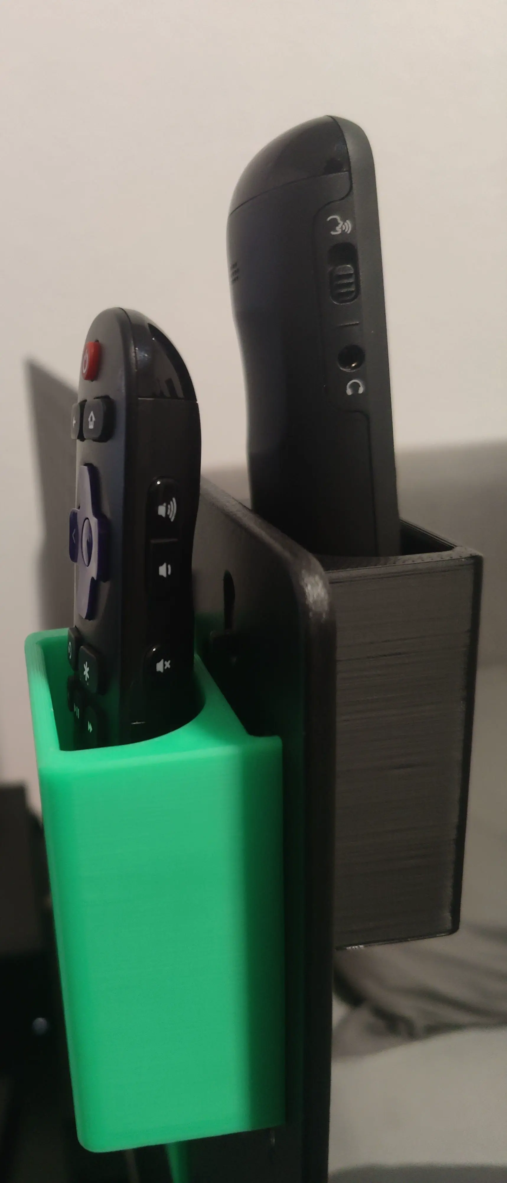 ROKU Remote Control Holder for IKEA Pegboard SKÅDIS