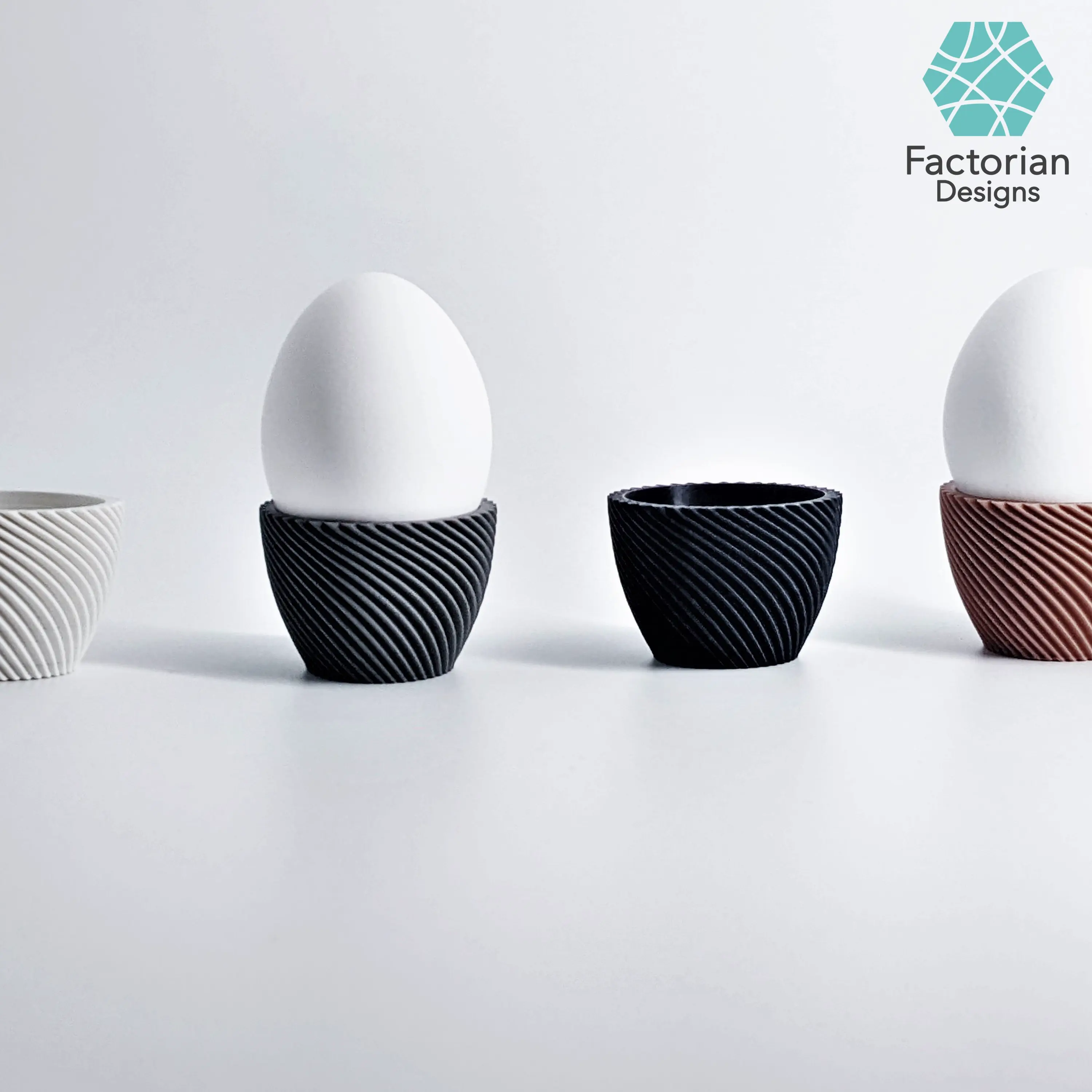 Eierdopje "Unbowed" 3D print Stl Bestand + Bambu Studio 3MF