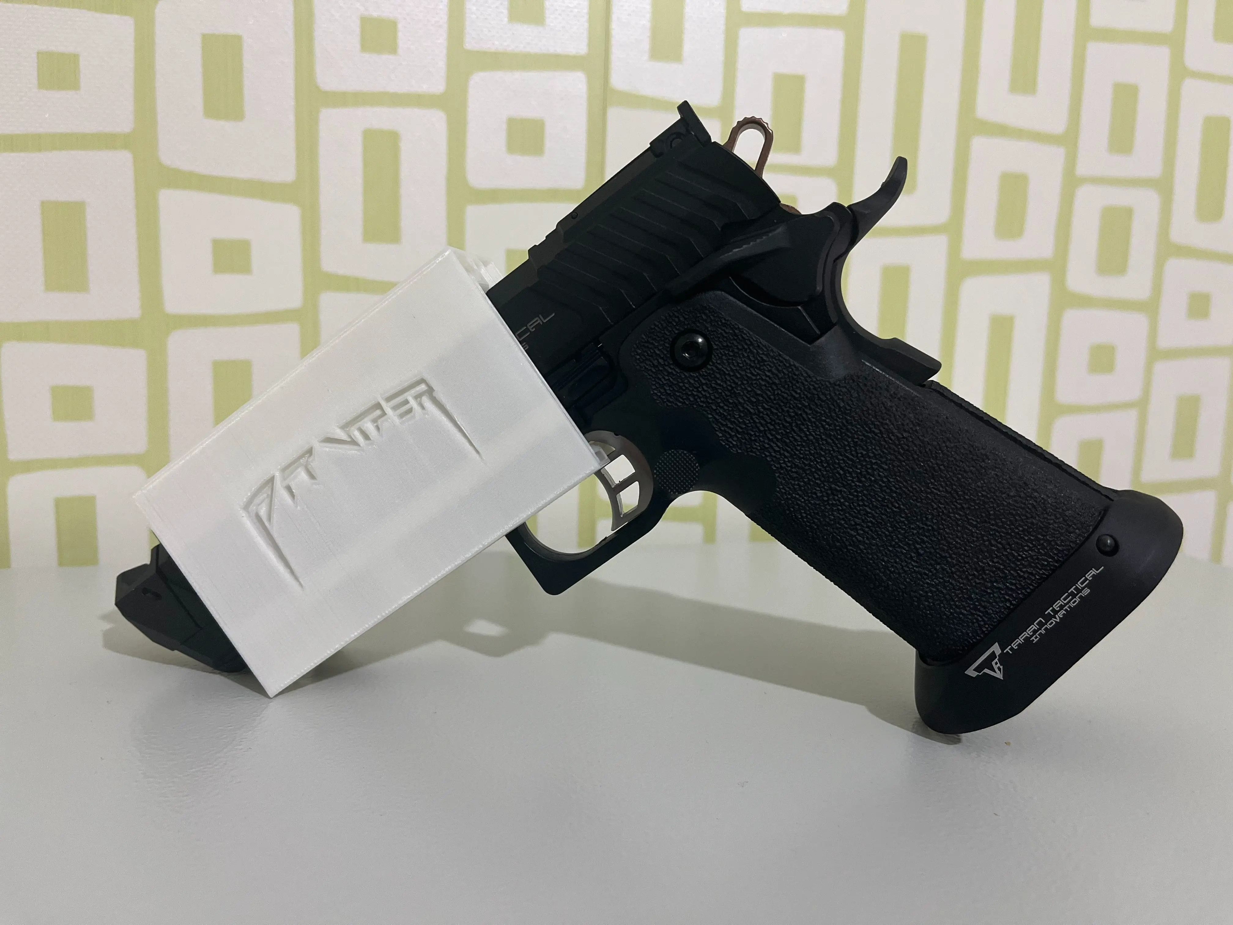 mODELO 3D DE FUNDA Y PORTAPISTOLAS TT PIT VIPER