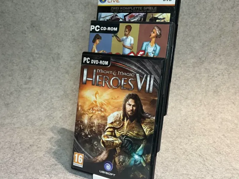 Suporte de exibição para 3 jogos ou filmes em DVD