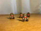 Mini Sitting Gingerbread Man-1