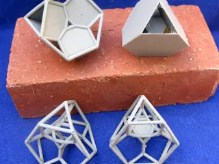 Interior of a Toroidal Polyhedron 