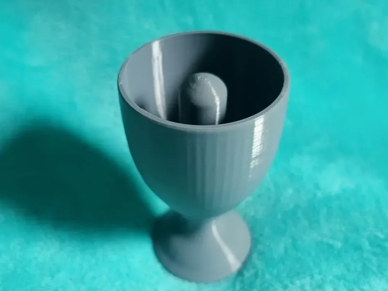 Pythagorean cup / Cup of justice