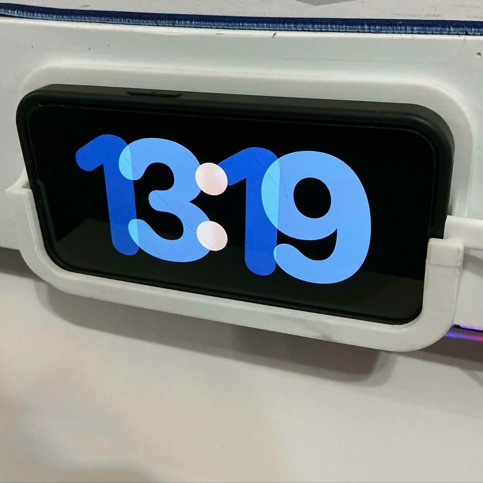 iphone 15 or 16 sideways wall mount with charger slot (time)