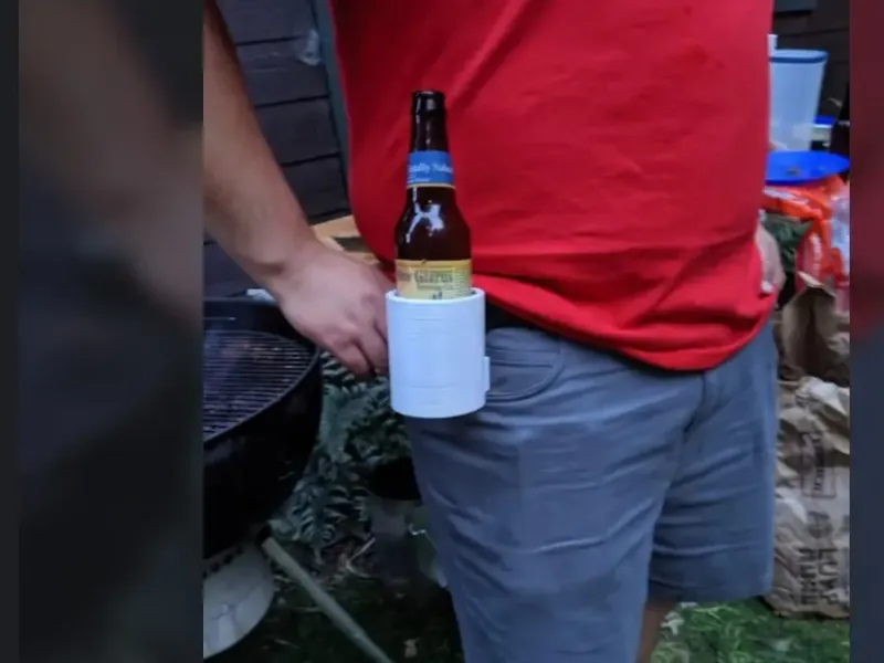 beverage holster by vriMech on **********
