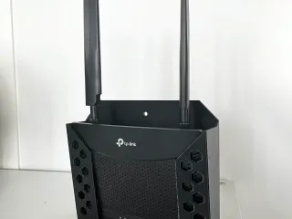 TP-Link MR100 Wall Support