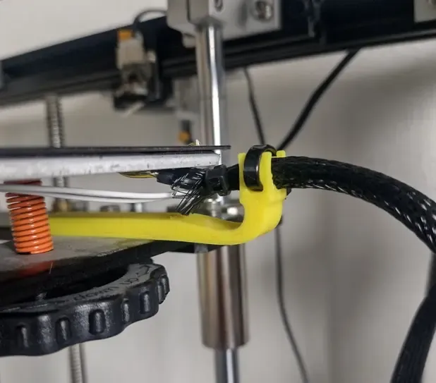 Ender 5 Heatbed Cable Strain Relief (décharge de traction pour câble chauffé)