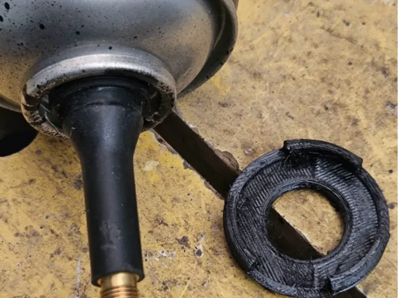 Re-pressurization of any cans (Spray Paint, WD-40, Foam...)