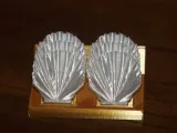 Seashell Chopstick Holder-1
