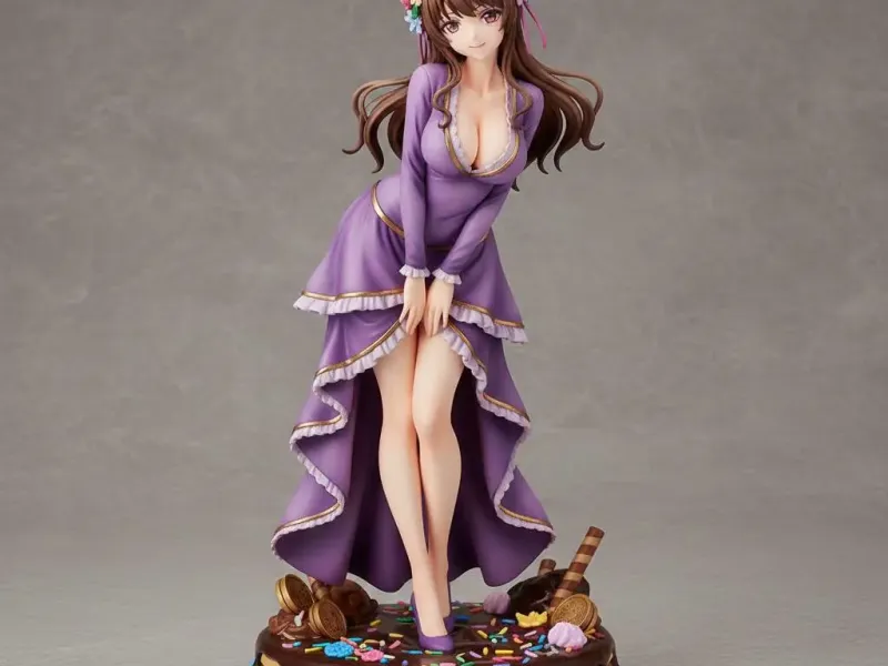 Charlotte Pudding Elegant Dress Collectible Figurine