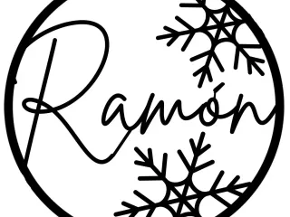Bola navideña personalizada con el nombre de Ramón
