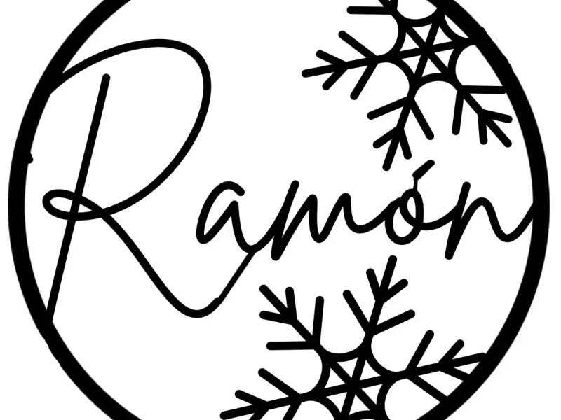 Bola navideña personalizada con el nombre de Ramón