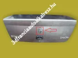Renault Thalia hátsó logó  8200057918-0