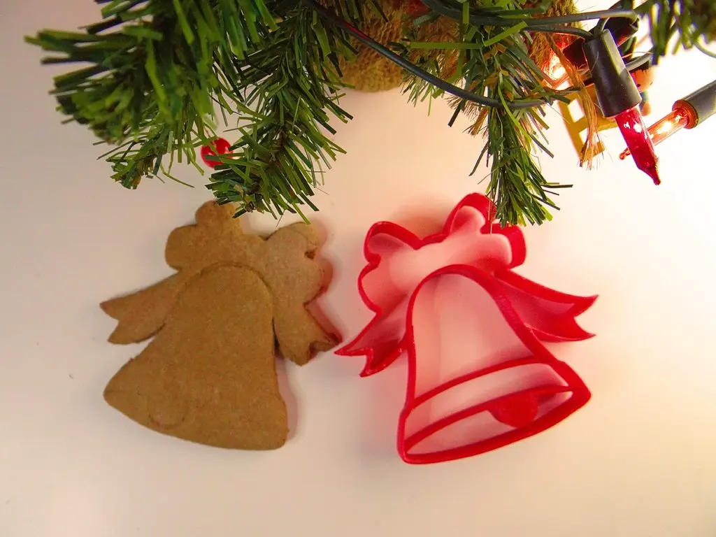 Christmas bell cookie cutter