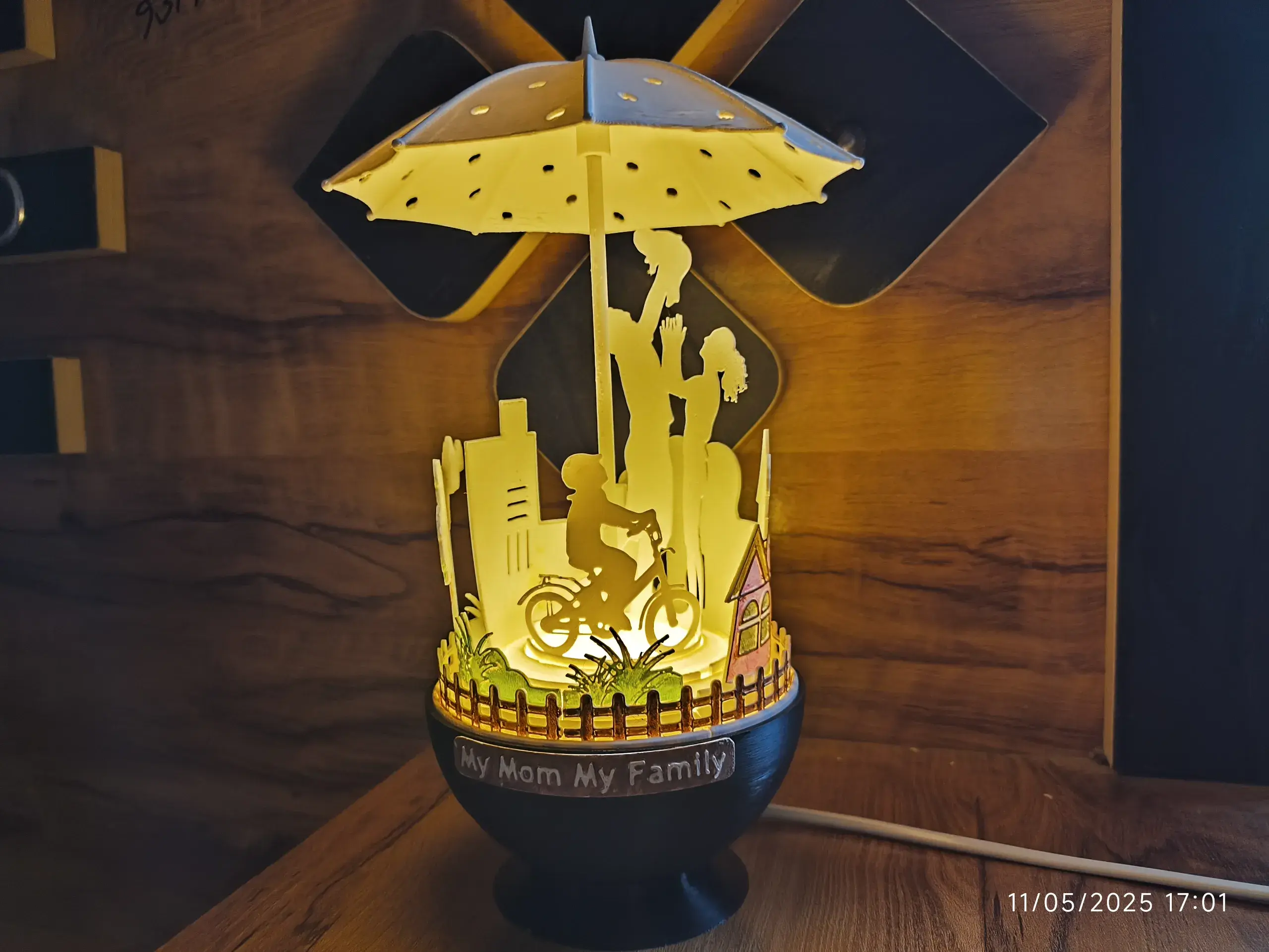 "My Mom My Family-Table Lamp shade"
