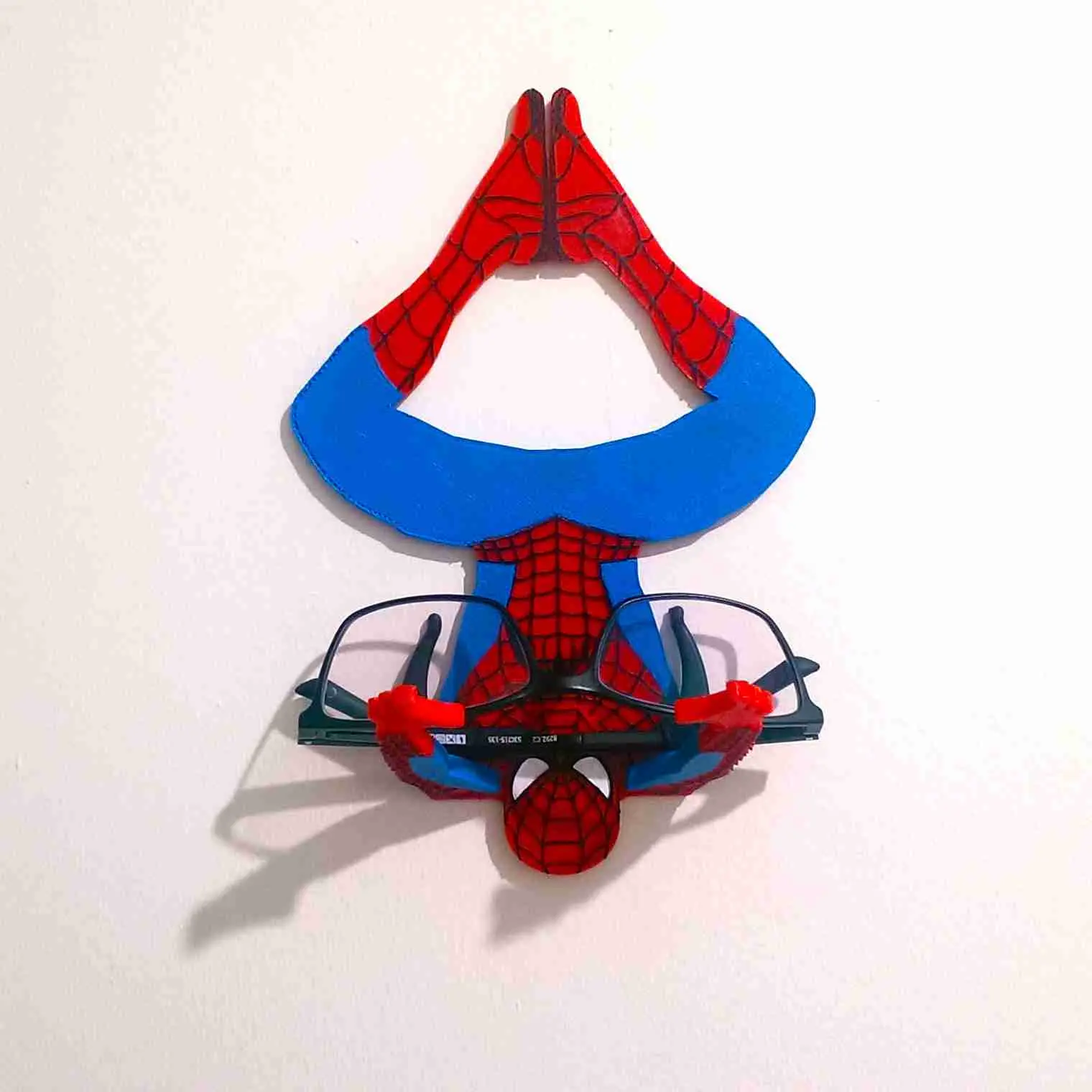 SPIDERMAN HOLDER