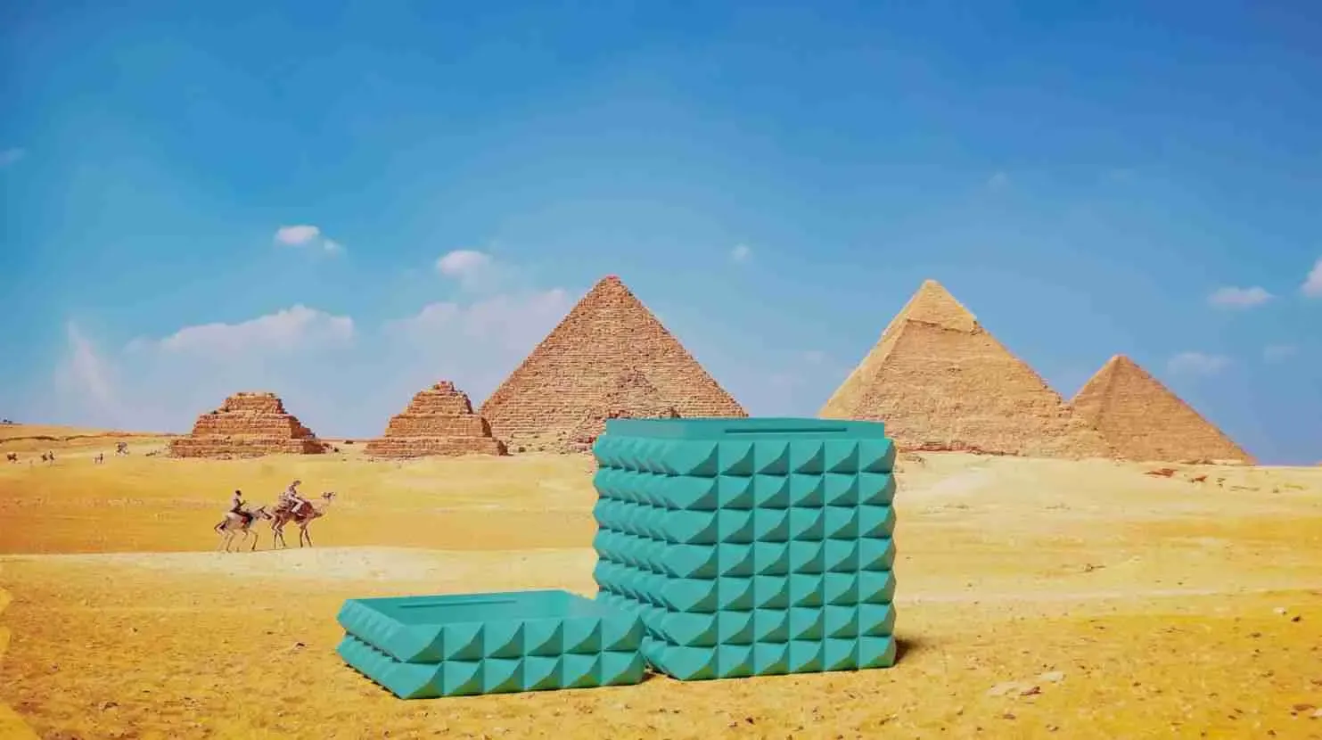 Pyramide box