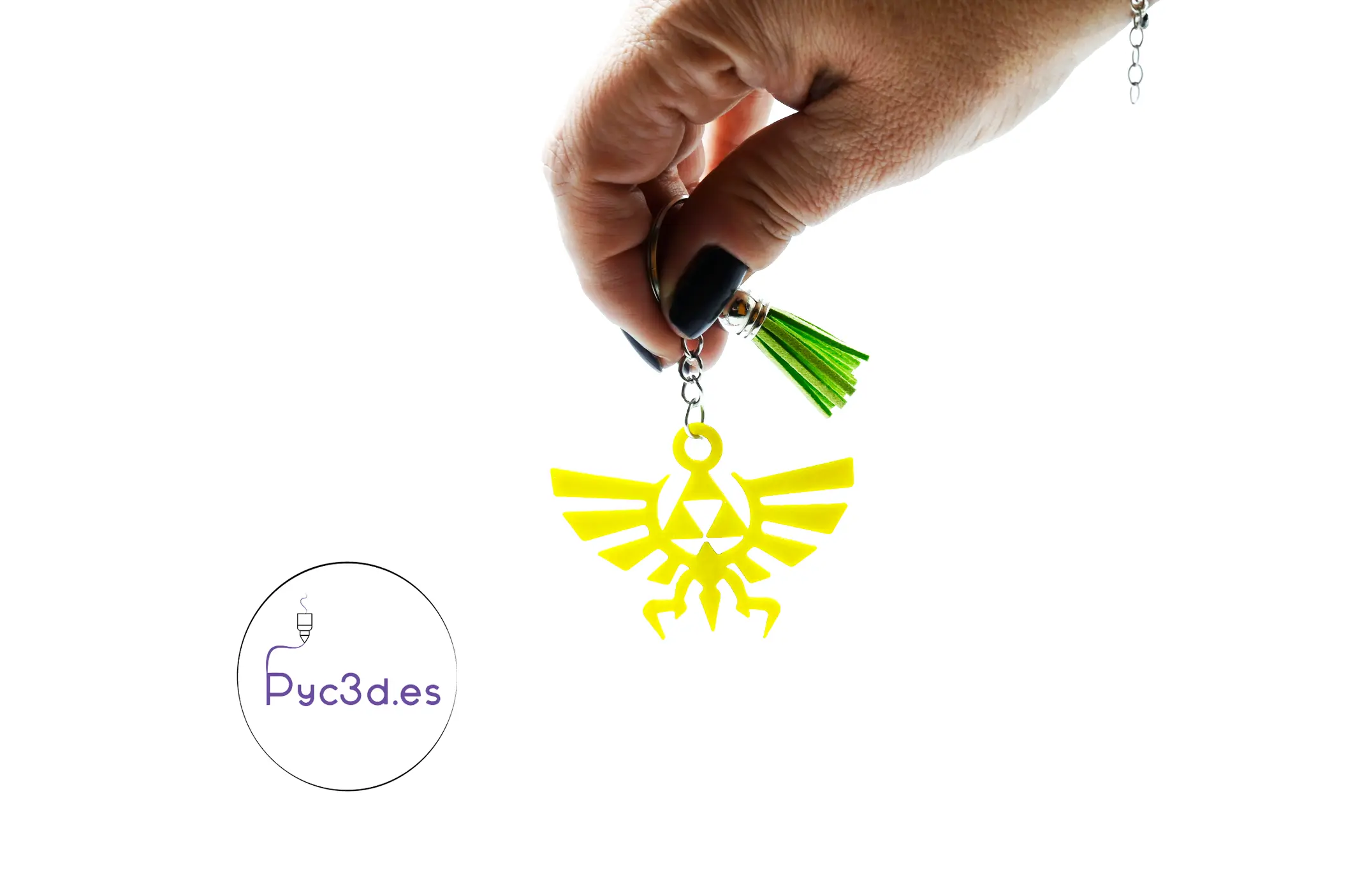 TRIFORCE LOGO THE LEGEND OF ZELDA KEYCHAIN
