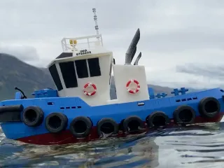 RC Tractor Tug with Azimuth Thrusters