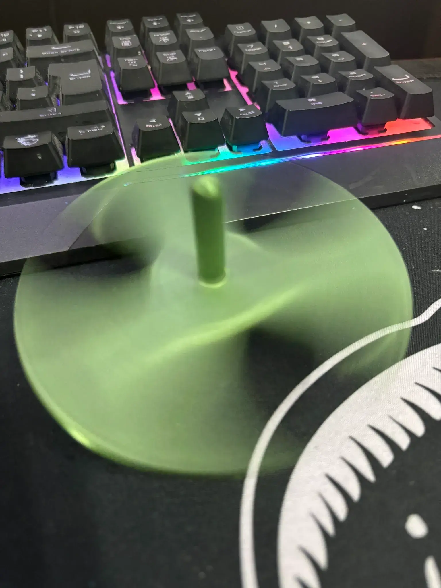 100mm spinner (spinning top)