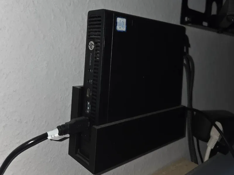 ミニPC用壁掛けホルダー / ウォールマウント