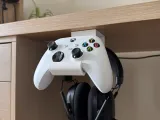 Headset and Controller Under Desk-1